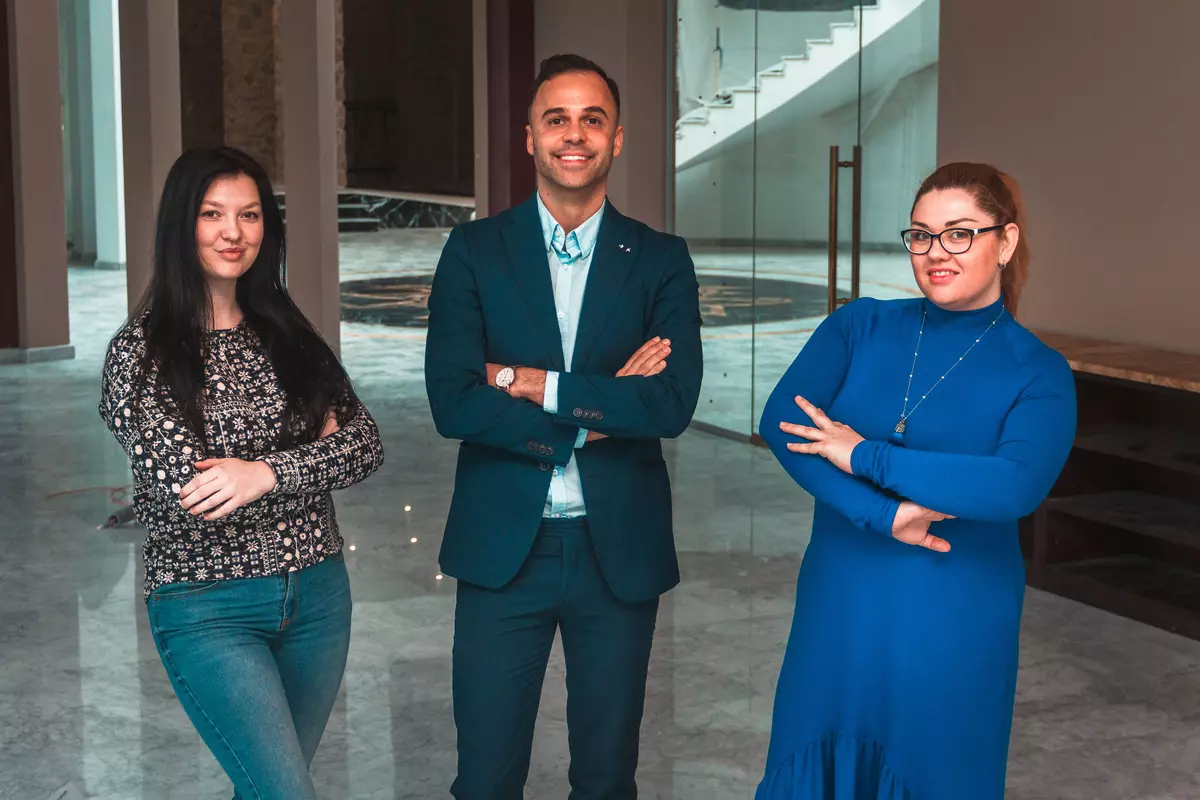 ІПП Вітаємо із професійним святом усіх, хто змінює світ на краще – вітаємо HR-менеджерів всієї України!, фото-1