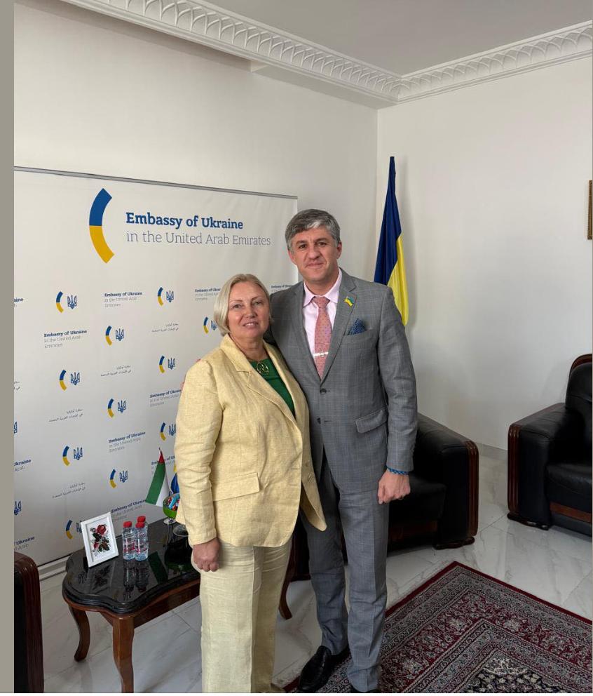 ІПП Зустріч президентки Інституту психології і підприємництва Олени Бабіної з Повноважним Послом України в Об’єднаних Арабських Еміратах д-р Олександром Балануцею, щодо співпраці у межах програми «Місяць України в ОАЕ», фото